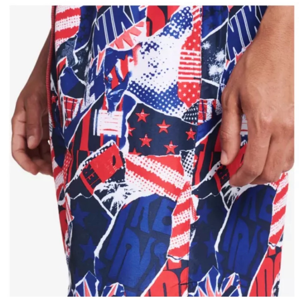 NWT Nike USA Stars Stripes Men's L XL 7" Volley Swim Trunks NESSC484 $58 - Picture 3 of 6